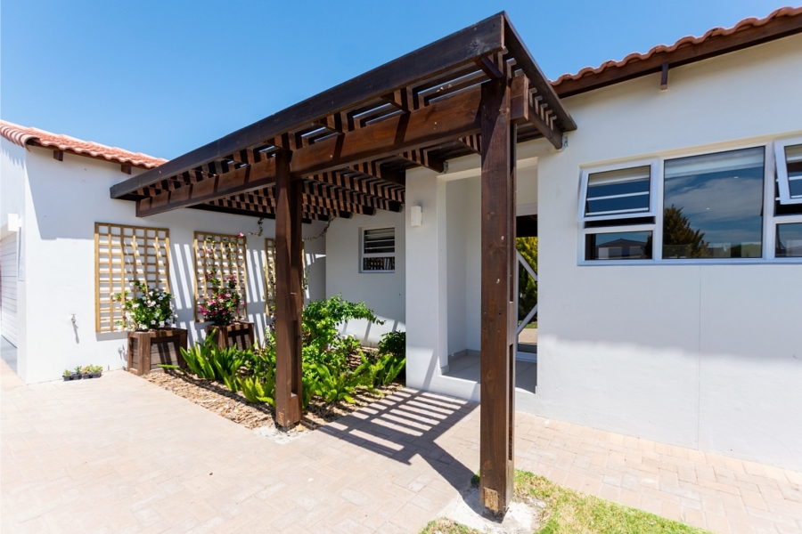 3 Bedroom Property for Sale in Langebaan North Western Cape